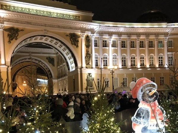 Новогодний тур для школьников в Санкт-Петербург "Новогодний Петербург" 3дн/2н
